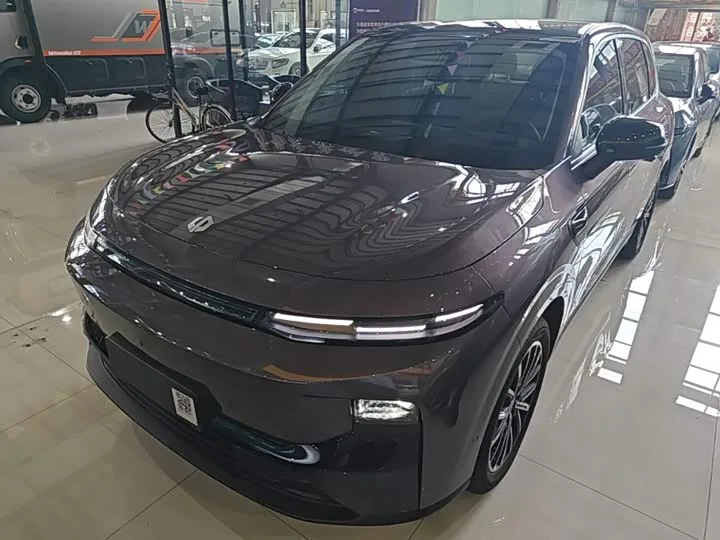 Leapmotor B10 2025 из Китая — купить под ключ