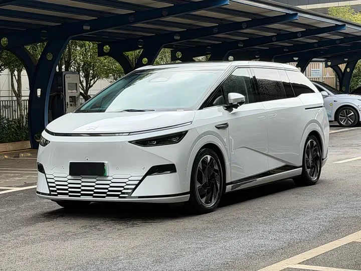 XPeng X9 2024 из Китая — купить под ключ