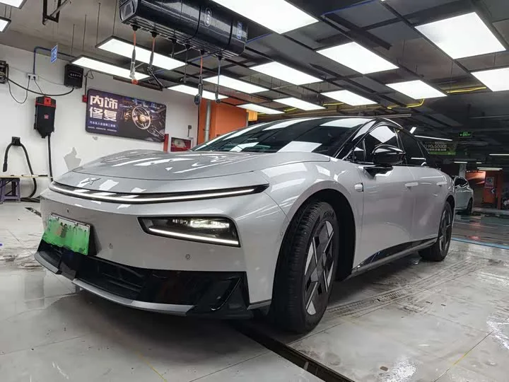 XPeng F57 2026 из Китая — купить под ключ