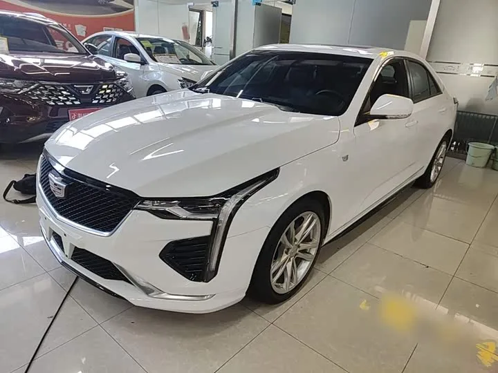 Cadillac CT4 2022 из Китая — купить под ключ