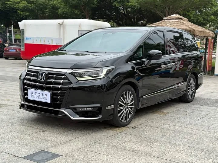 Honda Elysion 2024 из Китая — купить под ключ