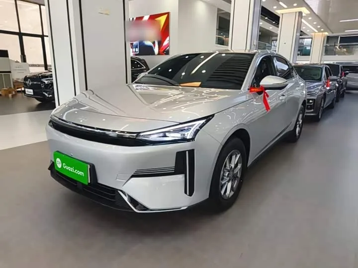 Geely Galaxy L6 2025 из Китая — купить под ключ