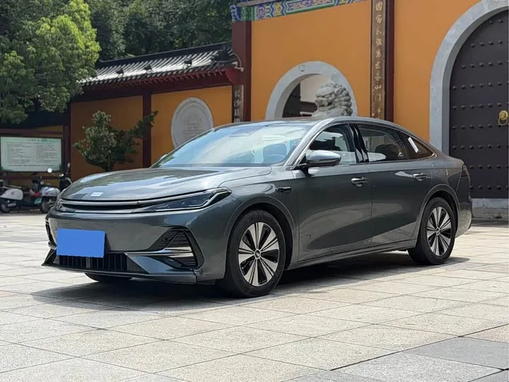 Geely Galaxy A7 2025 из Китая — купить под ключ