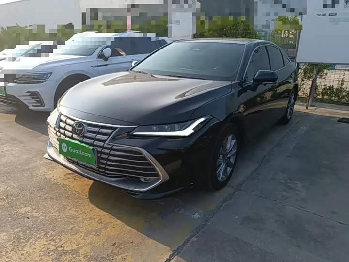Toyota Avalon 2025 из Китая — купить под ключ