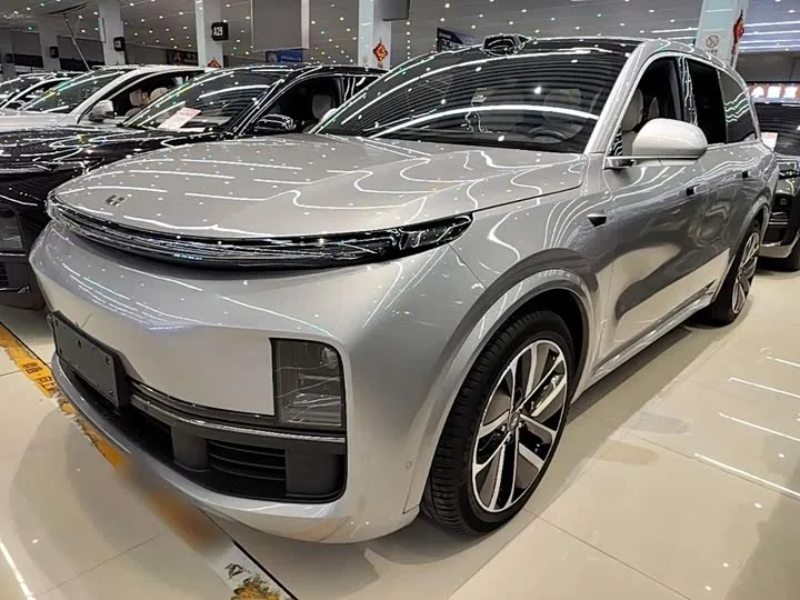 LiXiang L8 2023 из Китая — купить под ключ