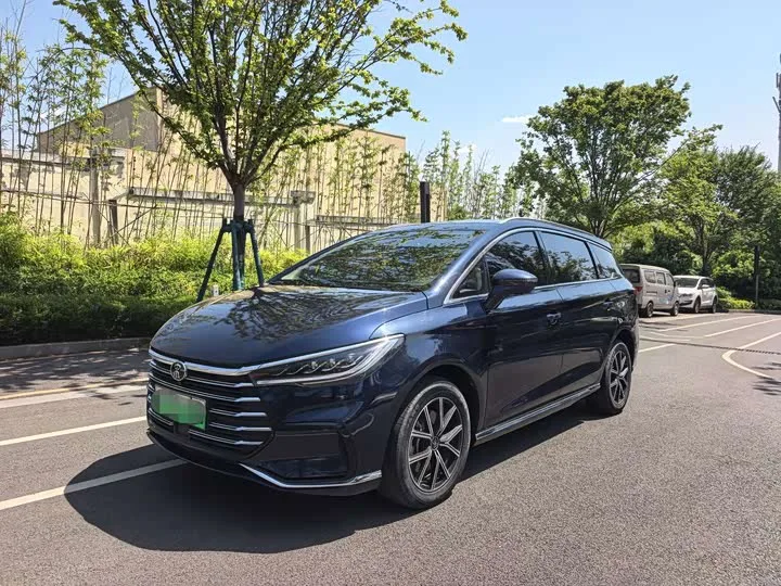 BYD Song Max Hybrid 2022 из Китая — купить под ключ