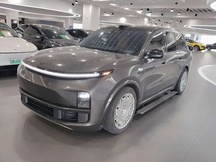LiXiang L8 2023 из Китая — купить под ключ