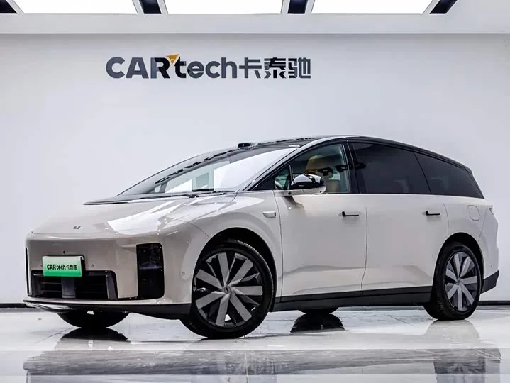 LiXiang i8 2025 из Китая — купить под ключ