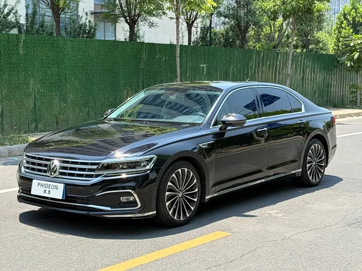 Volkswagen Phideon 2023 из Китая — купить под ключ