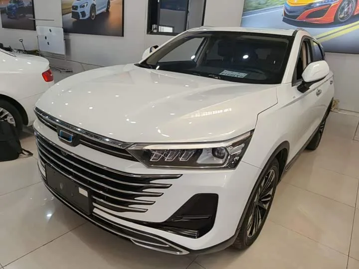 Bestune T77 2025 из Китая — купить под ключ