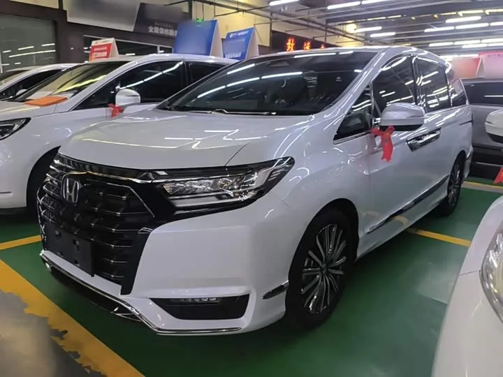 Honda Elysion 2024 из Китая — купить под ключ