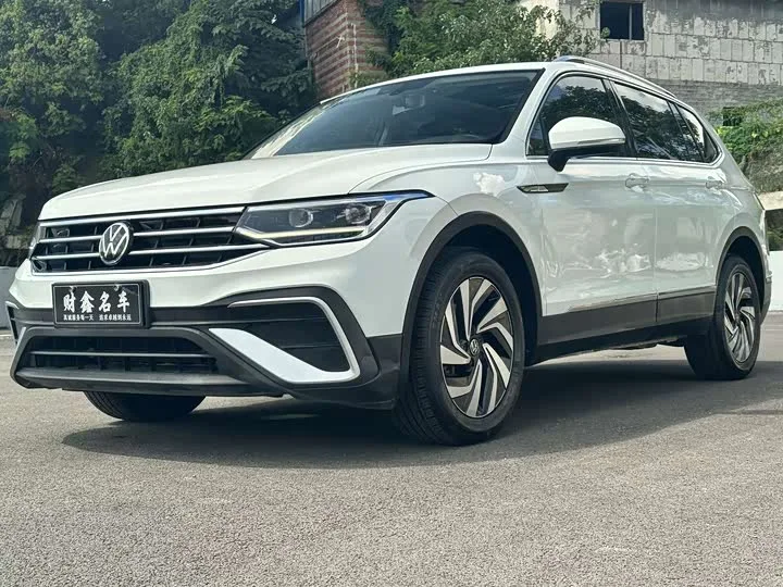 Volkswagen Tiguan L Pro 2024 из Китая — купить под ключ