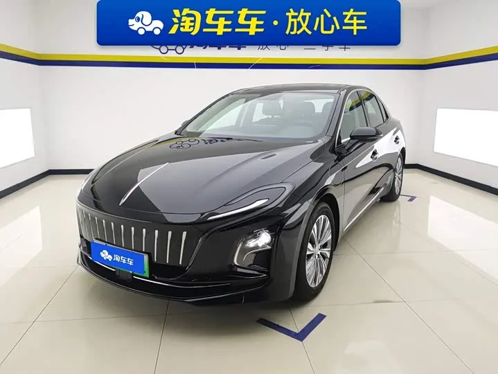 Hongqi E-QM5 2025 из Китая — купить под ключ