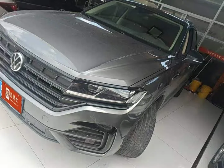 Volkswagen Touareg 2022 из Китая — купить под ключ