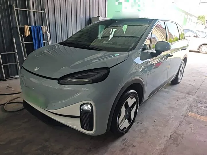 BAIC Arcfox Kaola S 2025 из Китая — купить под ключ