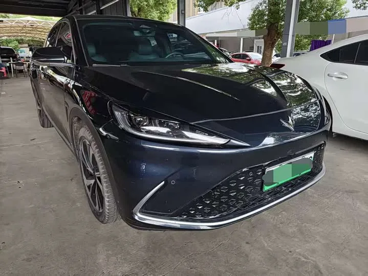 BAIC Arcfox Alpha S 2023 из Китая — купить под ключ