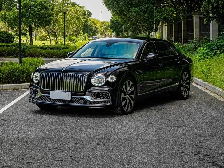 Bentley Flying Spur 2023 из Китая — купить под ключ