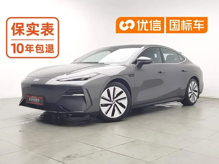 Geely Galaxy E8 2024 из Китая — купить под ключ