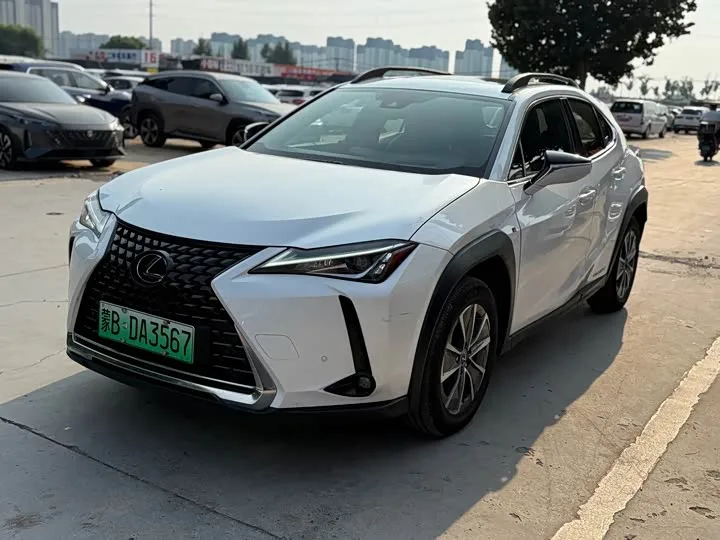 Lexus UX Hybrid 2022 из Китая — купить под ключ