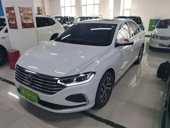 Volkswagen Lavida 2023 из Китая — купить под ключ