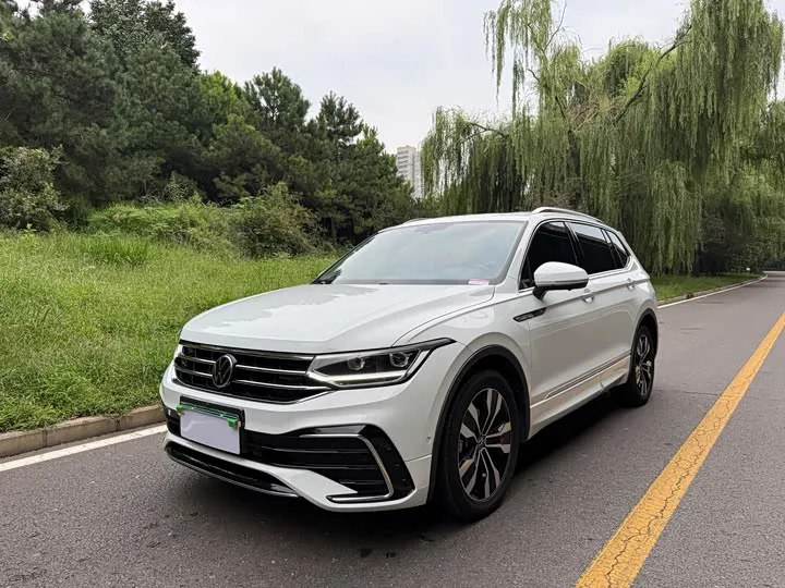 Volkswagen Tiguan L Pro 2024 из Китая — купить под ключ