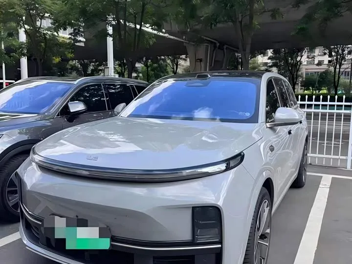 LiXiang L9 2025 из Китая — купить под ключ