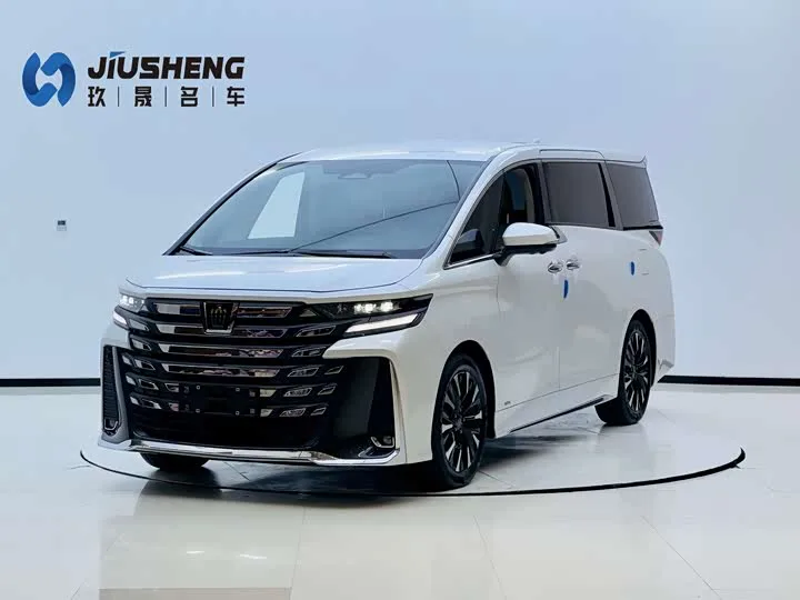 Toyota Vellfire 2024 из Китая — купить под ключ