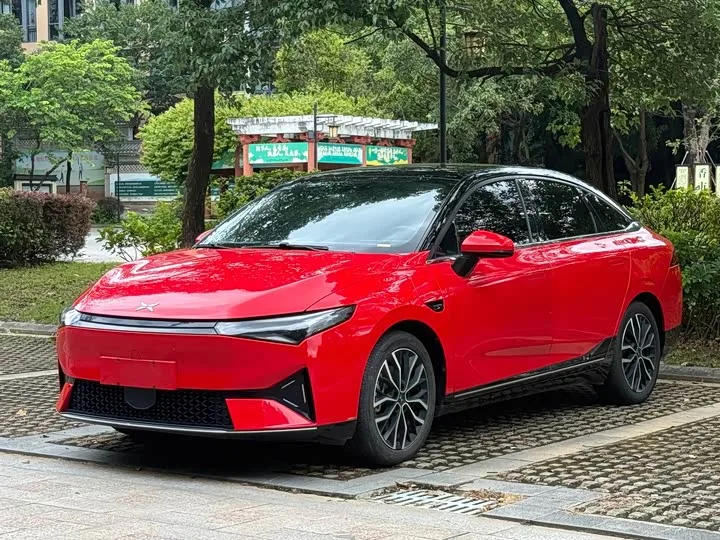 XPeng P5 2022 из Китая — купить под ключ