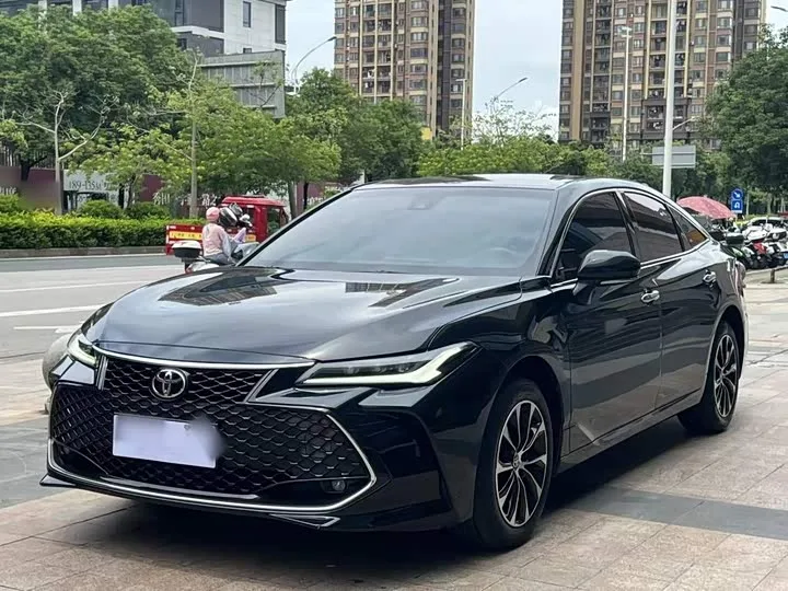 Toyota Avalon 2024 из Китая — купить под ключ