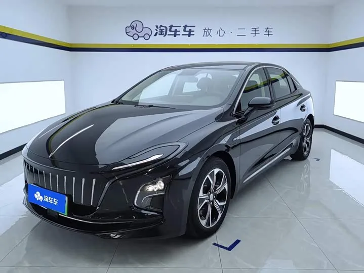 Hongqi E-QM5 2023 из Китая — купить под ключ