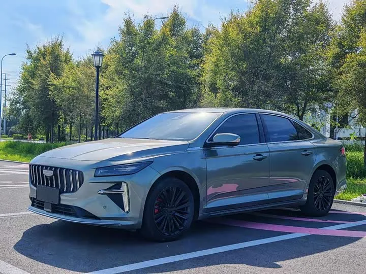 Geely Preface L 2024 из Китая — купить под ключ