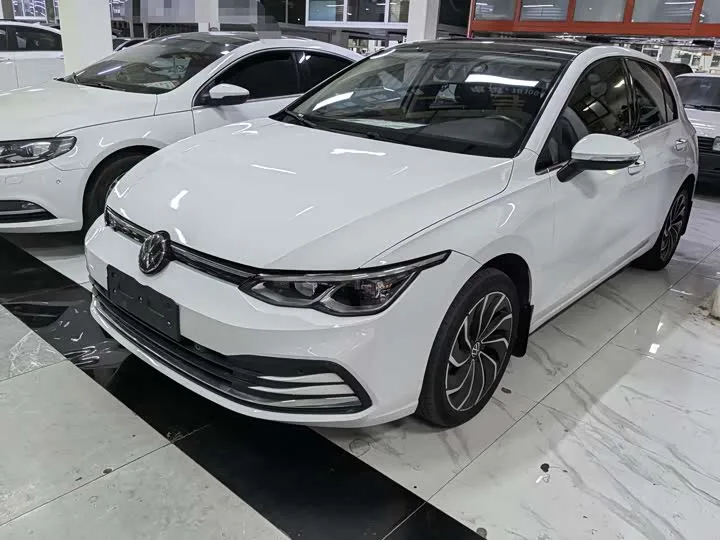 Volkswagen Golf 2022 из Китая — купить под ключ