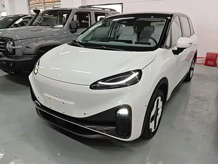 BAIC Arcfox Kaola 2024 из Китая — купить под ключ