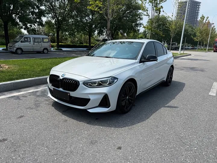 BMW 1 Series 2023 из Китая — купить под ключ