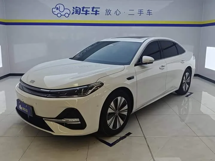 Geely Galaxy A7 2025 из Китая — купить под ключ