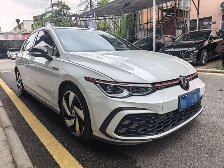 Volkswagen Golf GTI 2022 из Китая — купить под ключ