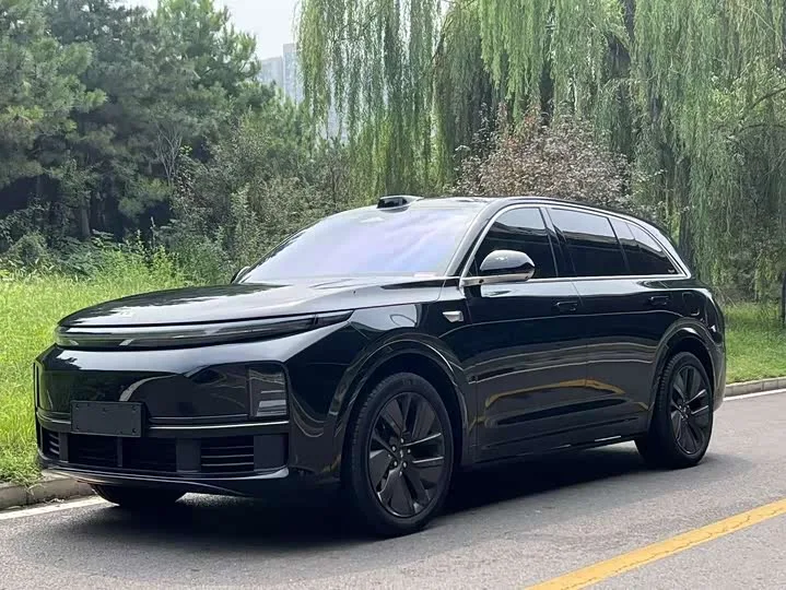 LiXiang L7 2025 из Китая — купить под ключ