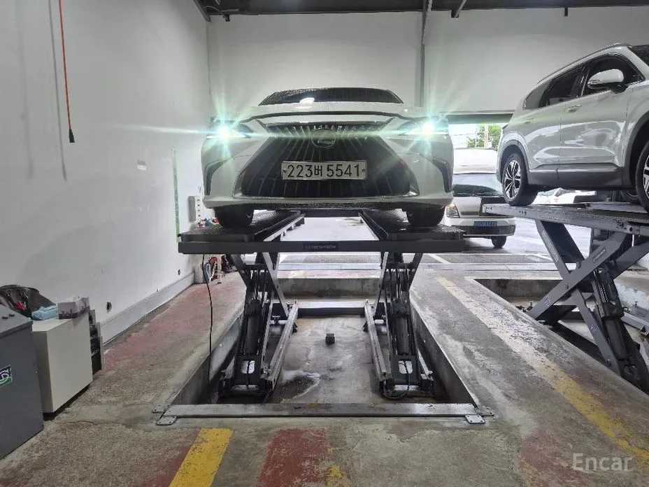 Lexus ES 2023 из Кореи — купить под ключ
