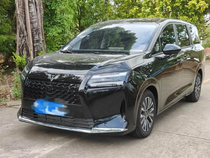 Wuling Starlight 730 2026 из Китая — купить под ключ