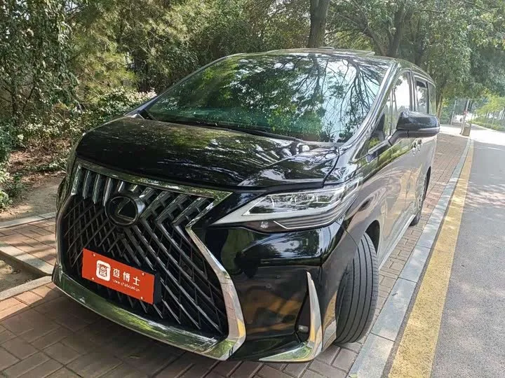 Lexus LM 2022 из Китая — купить под ключ