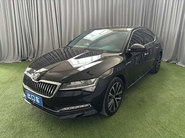 Skoda Superb 2023 из Китая — купить под ключ