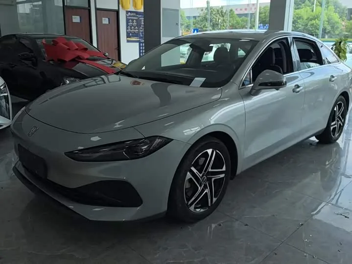 Roewe D7 2023 из Китая — купить под ключ