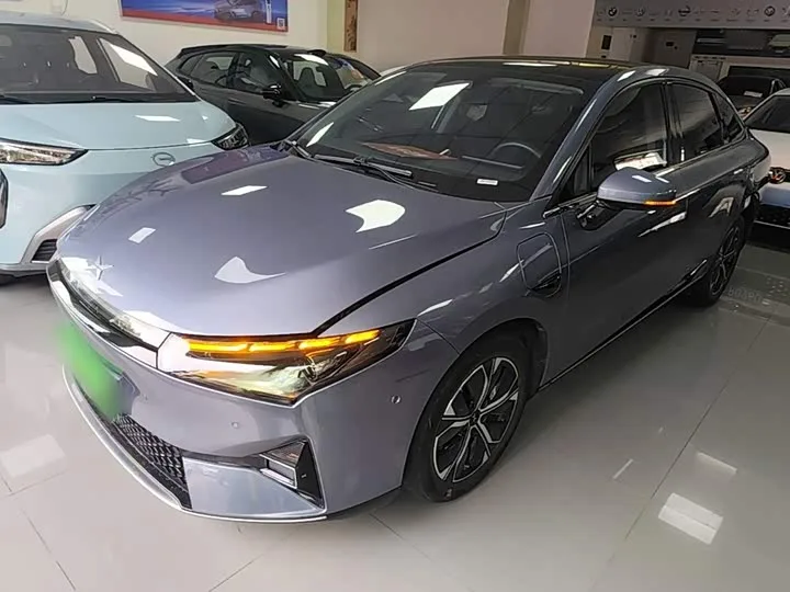 XPeng P5 2022 из Китая — купить под ключ
