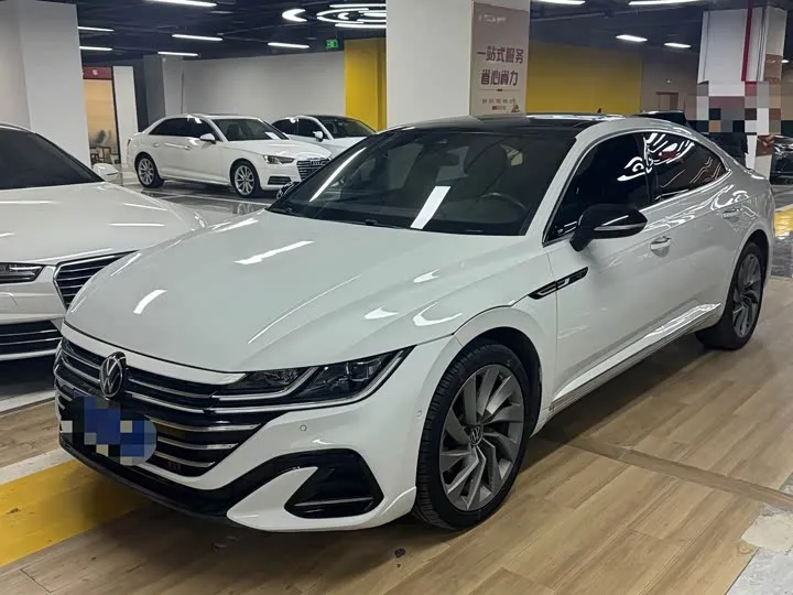 Volkswagen CC 2024 из Китая — купить под ключ