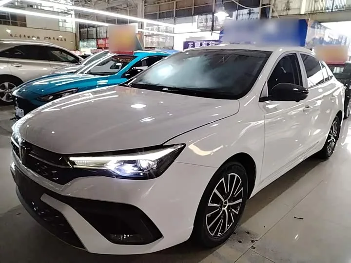 Roewe i5 2023 из Китая — купить под ключ