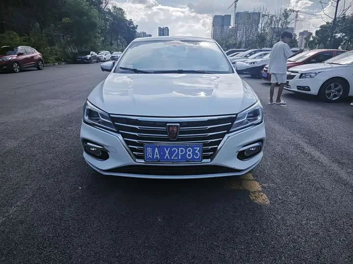 Roewe i5 2022 из Китая — купить под ключ