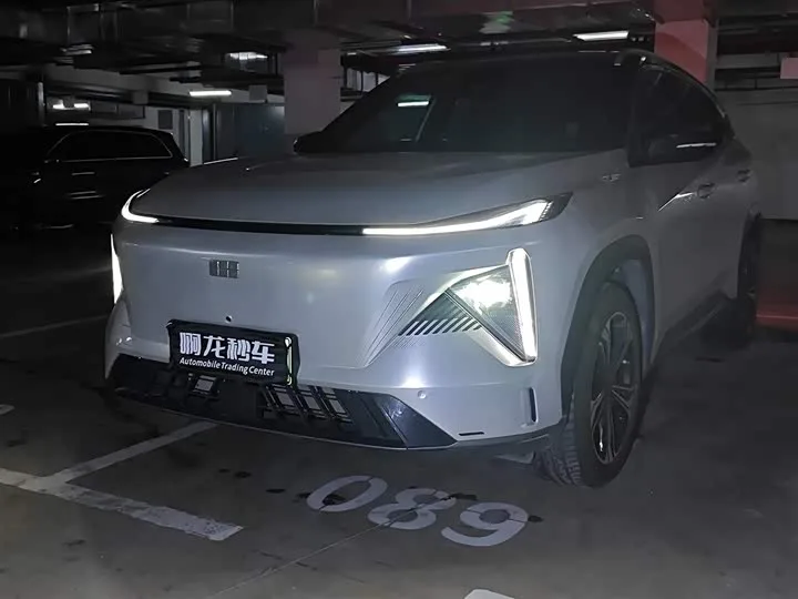 Geely Galaxy L7 2024 из Китая — купить под ключ