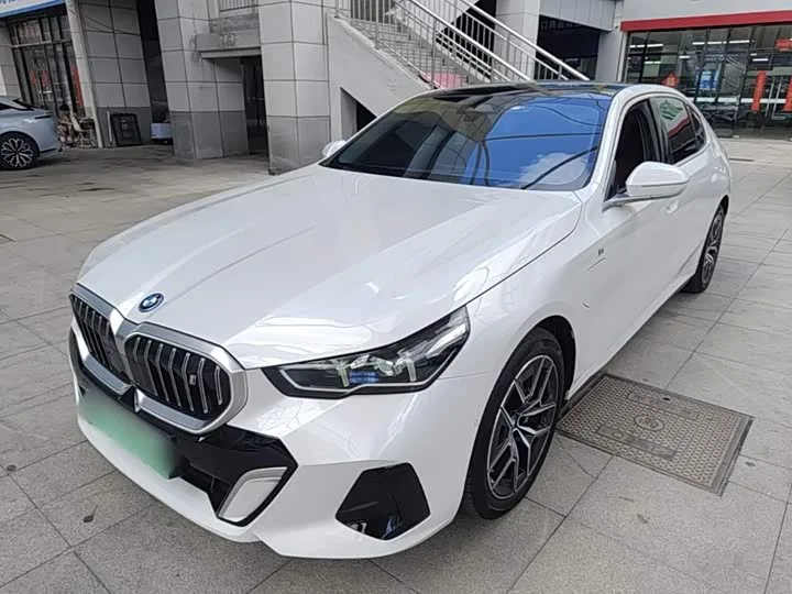 BMW i5 2024 из Китая — купить под ключ