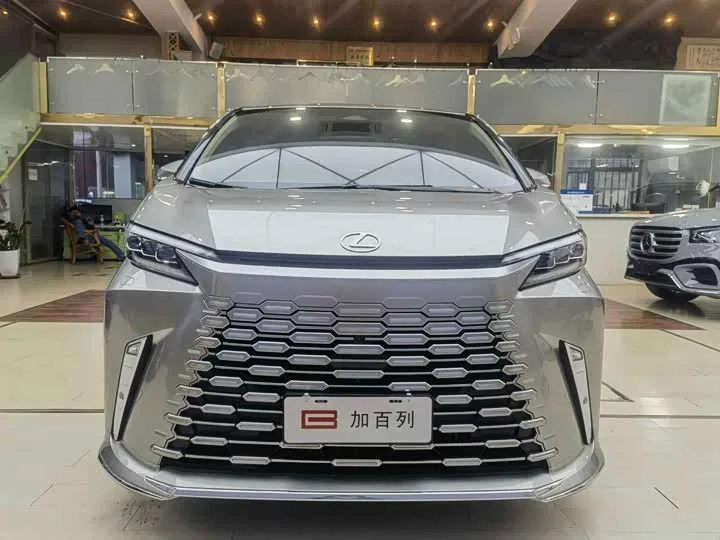 Lexus LM 2024 из Китая — купить под ключ