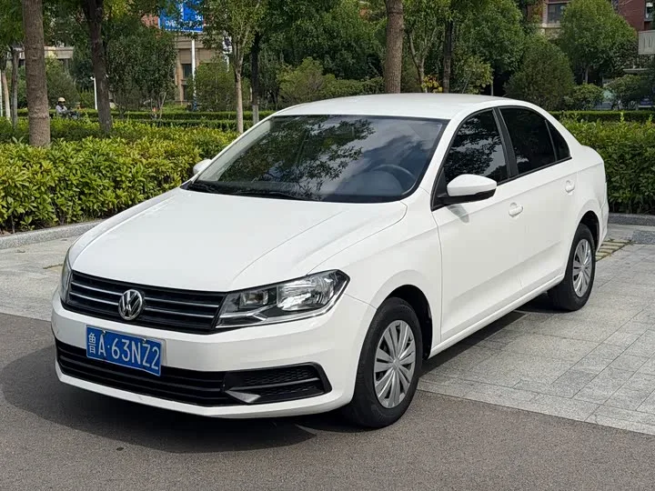 Volkswagen Santana 2022 из Китая — купить под ключ